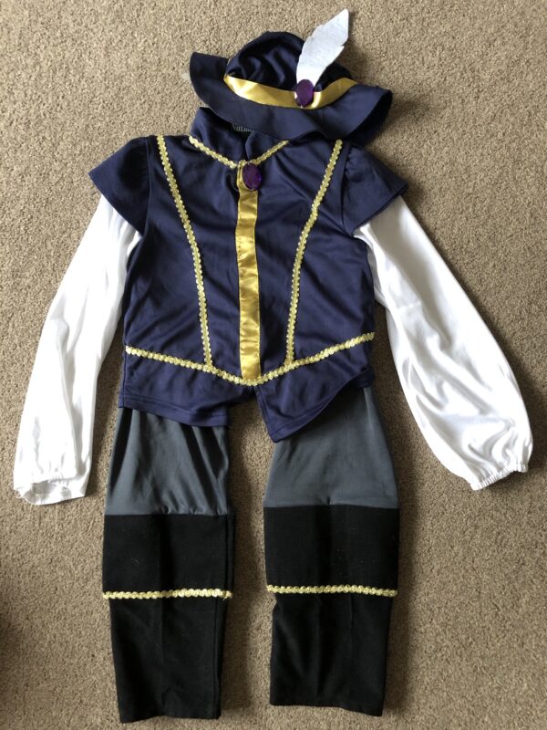 Tudor Boy costume 6-8 (Hire)