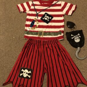 Pirate with eyepatch & hook 3-4 (Hire)