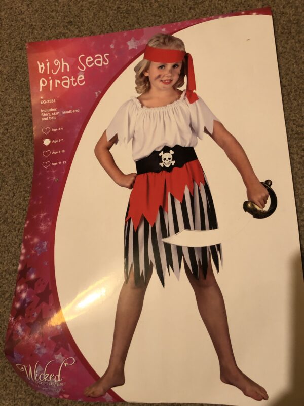 Pirate no cutlass 5-7 (Hire)